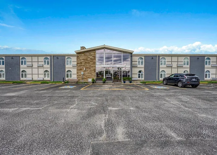 Travelodge By Wyndham Sarnia