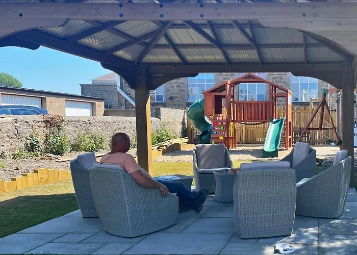 The Brig & Barrel Hotel