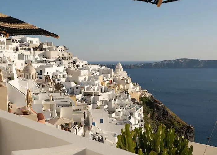 Asha Luxury Suites Fira 