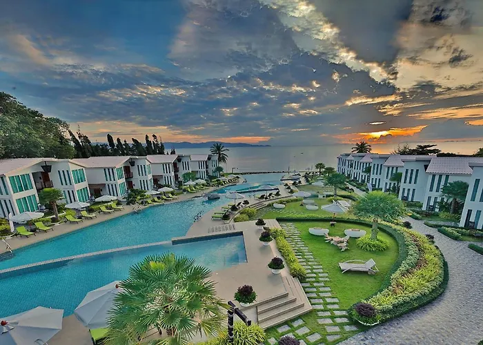 Vannee Golden Sands Beachfront Resort Haad Rin