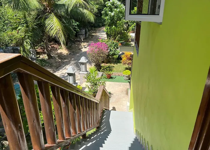 Chloe'S Cottage Self-Catering