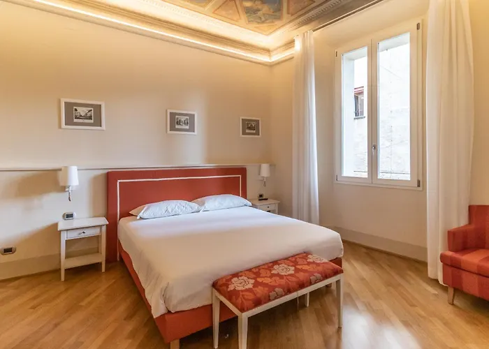 Casa Isolani Piazza Maggiore 1 Bologna