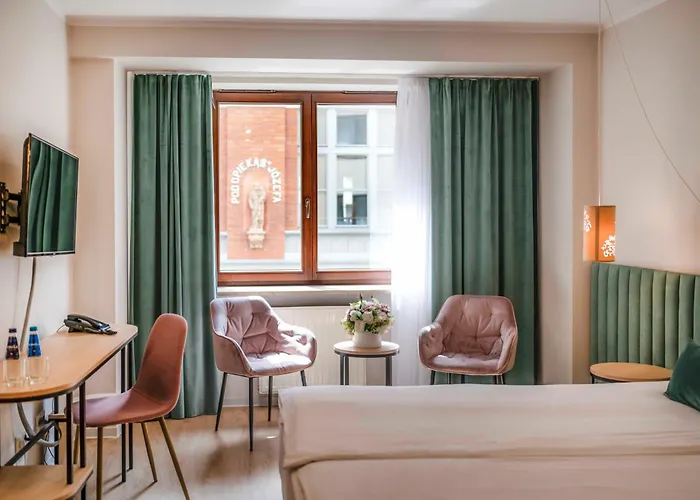 Hotel H12****