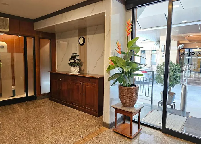 Dynasty Inn