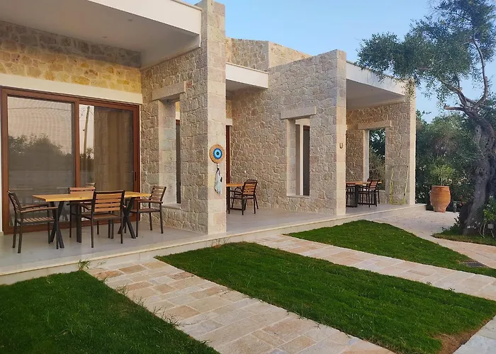 Zefiros Luxury Apartments Sivota 