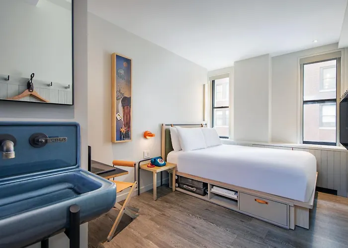 Moxy Nyc Times Square