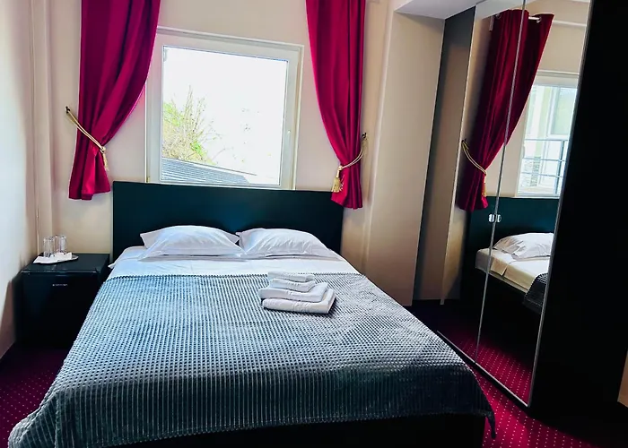 Pensiunea Decebal Resort - Cazanele Dunarii Dubova
