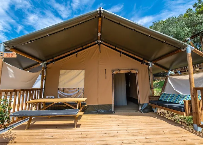 Hotel Arena One 99 Glamping Pomer