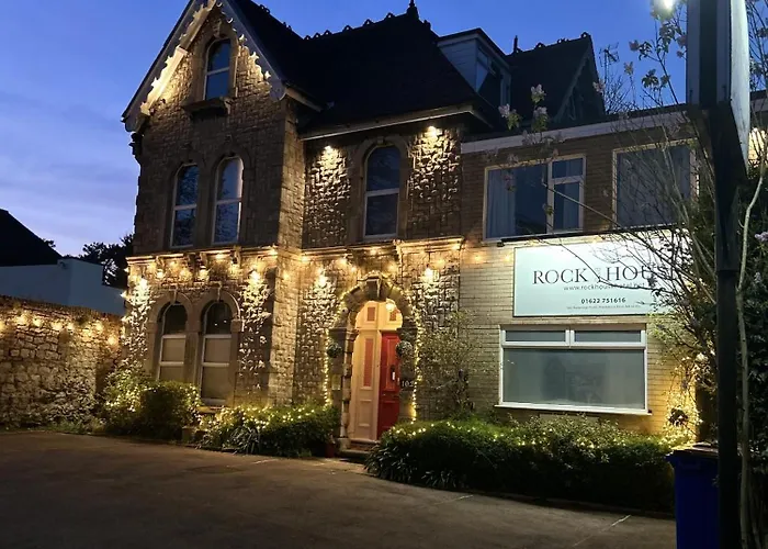 Rock House Bed And Breakfast