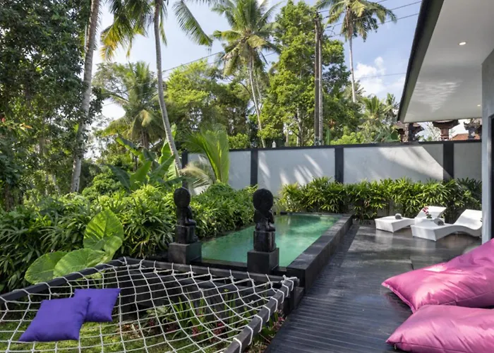 Capung Asri Eco Luxury Resort With Private Pool Villas