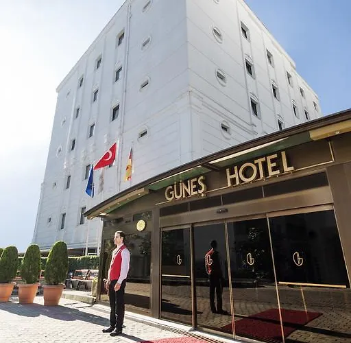 Istanbul 4 Star Hotels