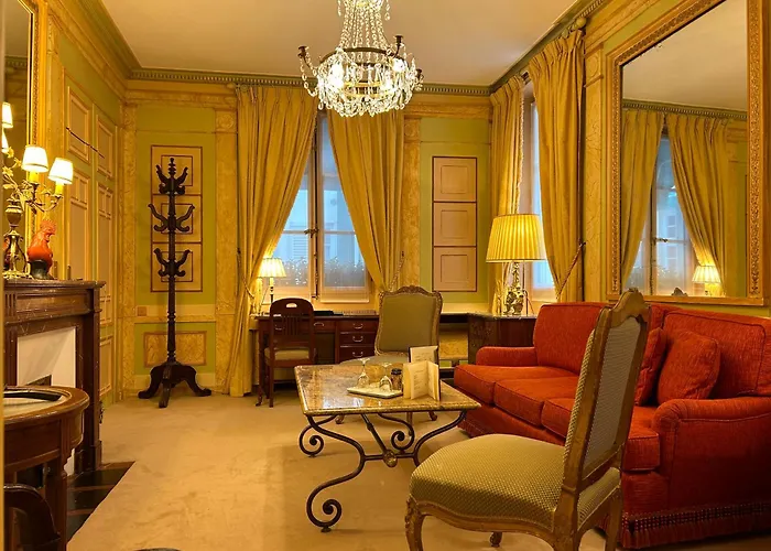 Hôtel Duc De St-Simon