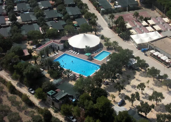 Kamemi Village & Camping