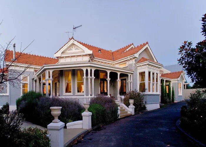 Mchardy Lodge
