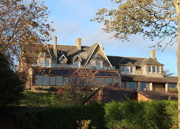 Old Manor Hotel