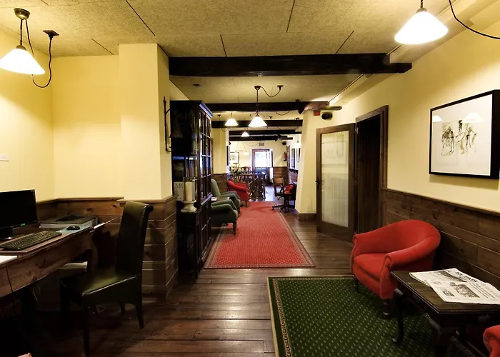 Hotel Virxe Da Cerca By Pousadas De Compostela