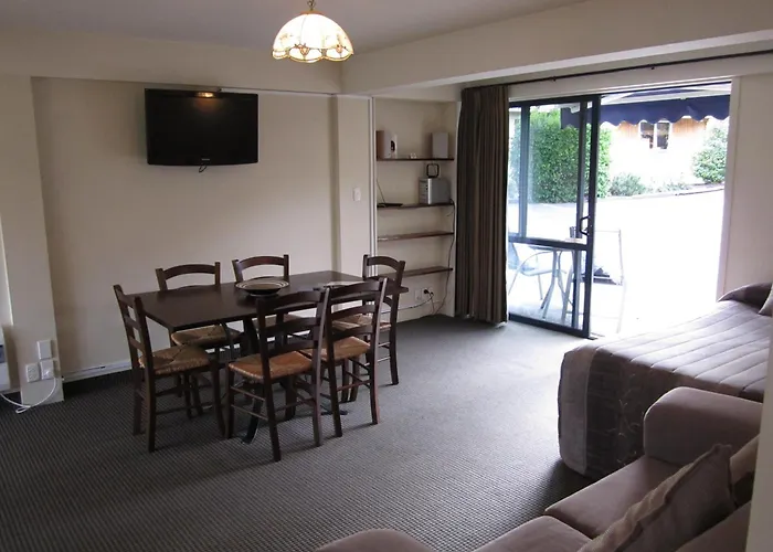 Four Seasons Motel Queenstown