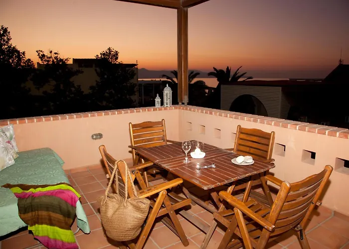 Mylos Hotel Apartments Platanés