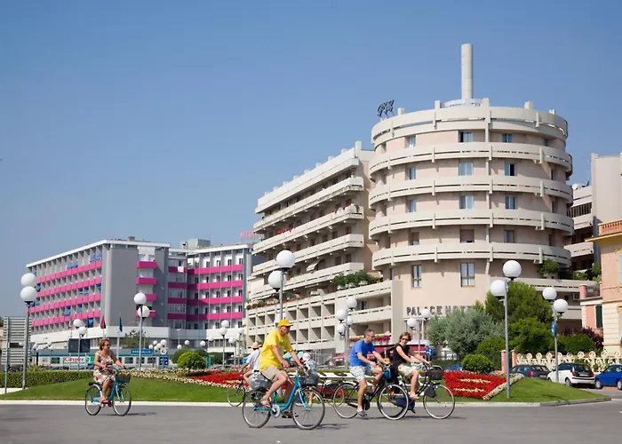 Hotel Palace