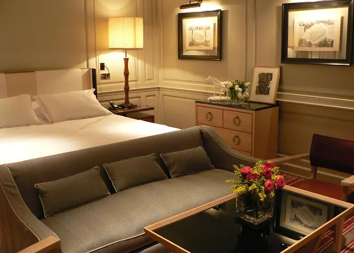 Marquis Faubourg Saint-Honore - Small Luxury Hotels Of The World
