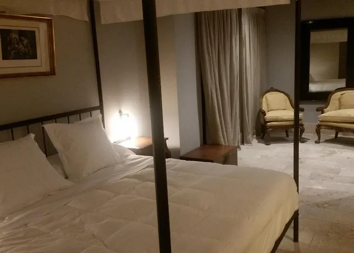 Hotel Palacio De Mengíbar