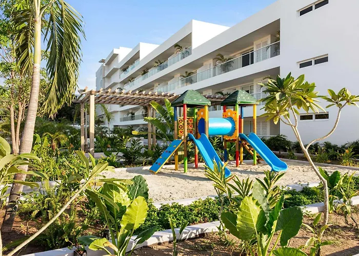 Wyndham Residences Santa Marta Aluna Beach Club