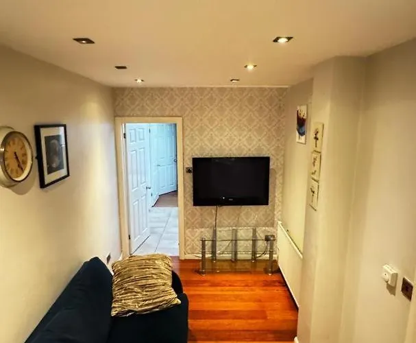 Eastbury Road Home