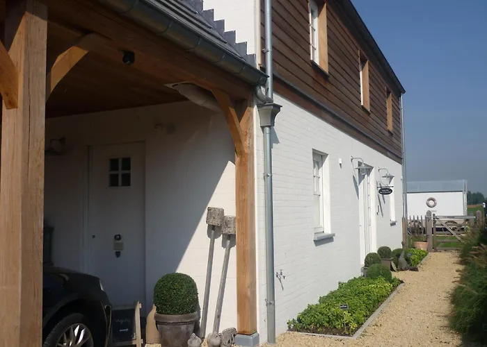 Casa-Cosi, Tourist & Business Suites & Flats With Reserved Parking Included, Private Sauna