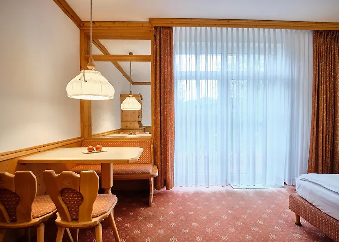 Strandhotel Seehof Langlau