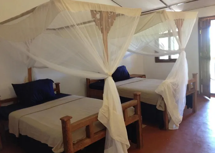 Emerald Bay Resort Kizungu
