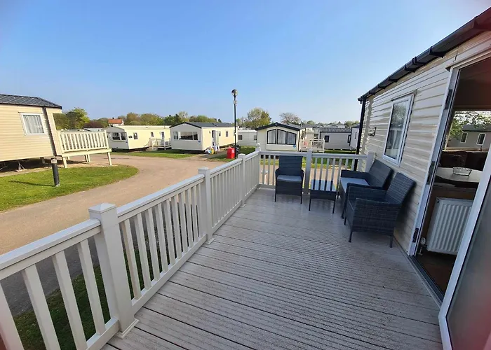 Happy Days Caravan 90 Primrose Field Primrose Valley