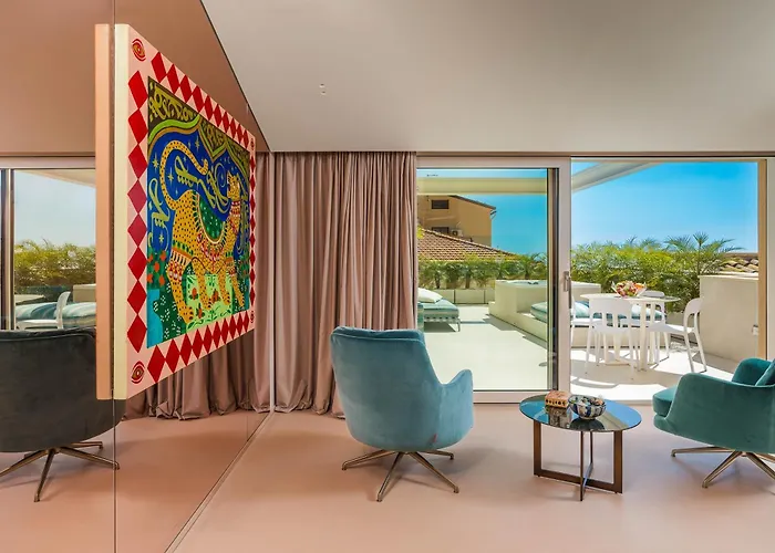Infinity Suites