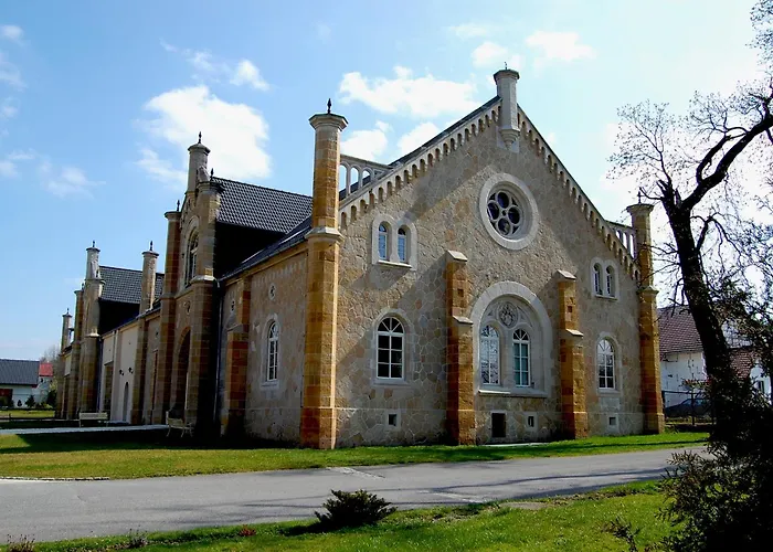 Palac Brunow - Wellness & Spa Lwówek Śląski