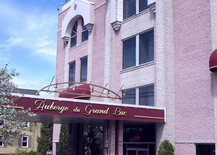 Auberge Du Grand Lac