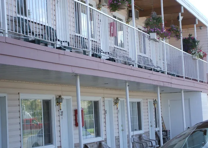 Travellers Motel