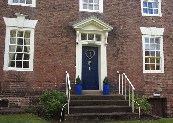 Calcutts House