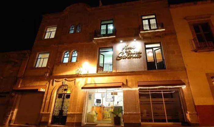 & Suites Galeria