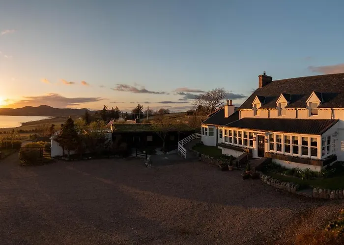 Summer Isles Hotel
