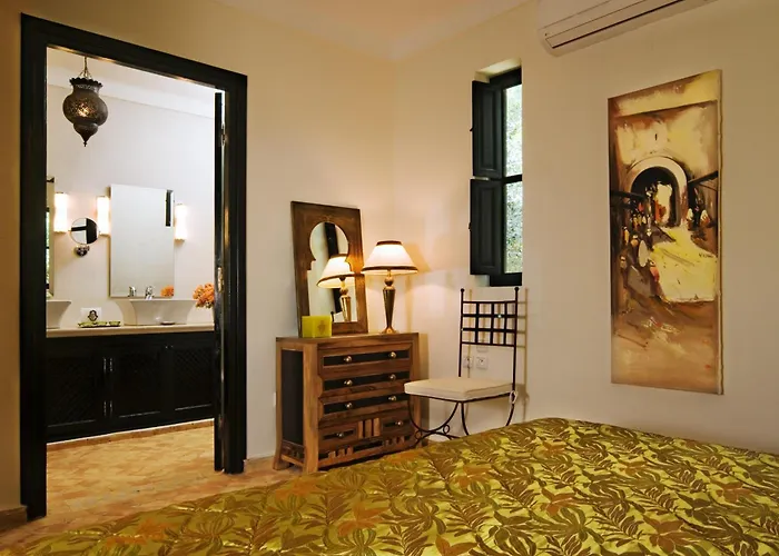 Villa Dinari
