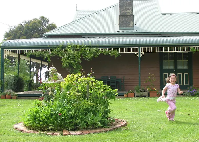 Butterfly Farm Bed And Breakfast Nirranda