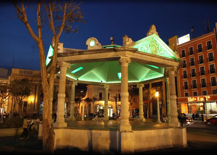 Hotel Emily Pachuca de Soto