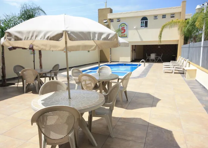 Hotel 5 Inn Silao
