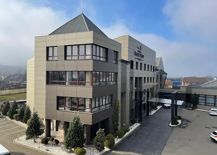 Black Tulip Hotel