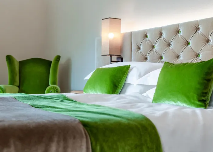 Hotel Pienzenau Am Schlosspark Merano