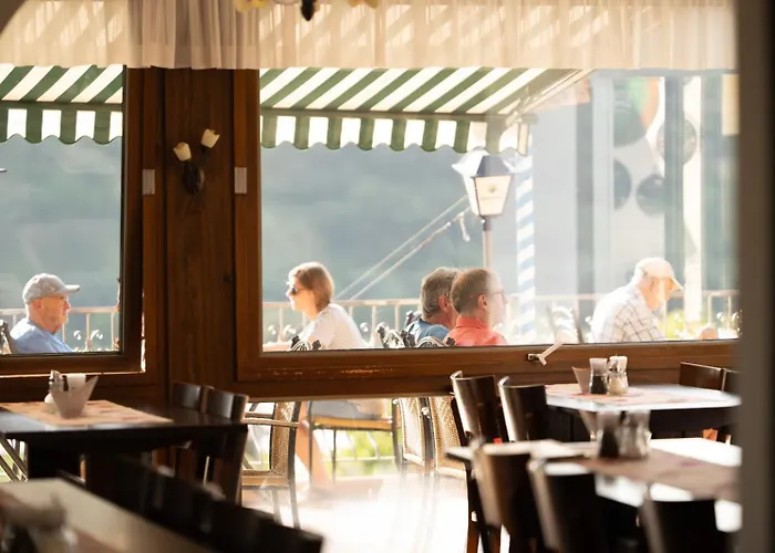 Hotel Restaurant Moselblick
