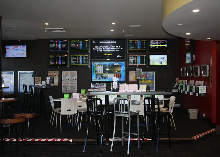 Commercial Hotel Nambour