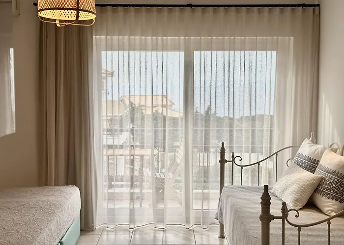 Lithies Sea View Boutique Hotel