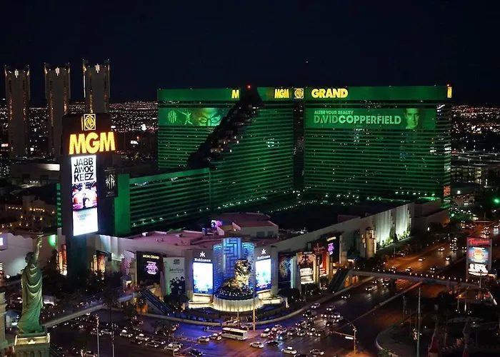 Mgm Grand Hotel & Casino By Suiteness