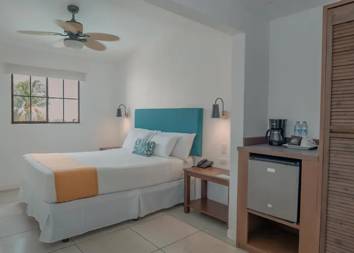 Hotel Roca Sunzal