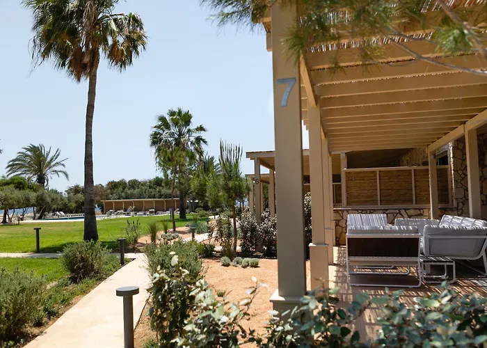 Elya Beach Luxury Suites
